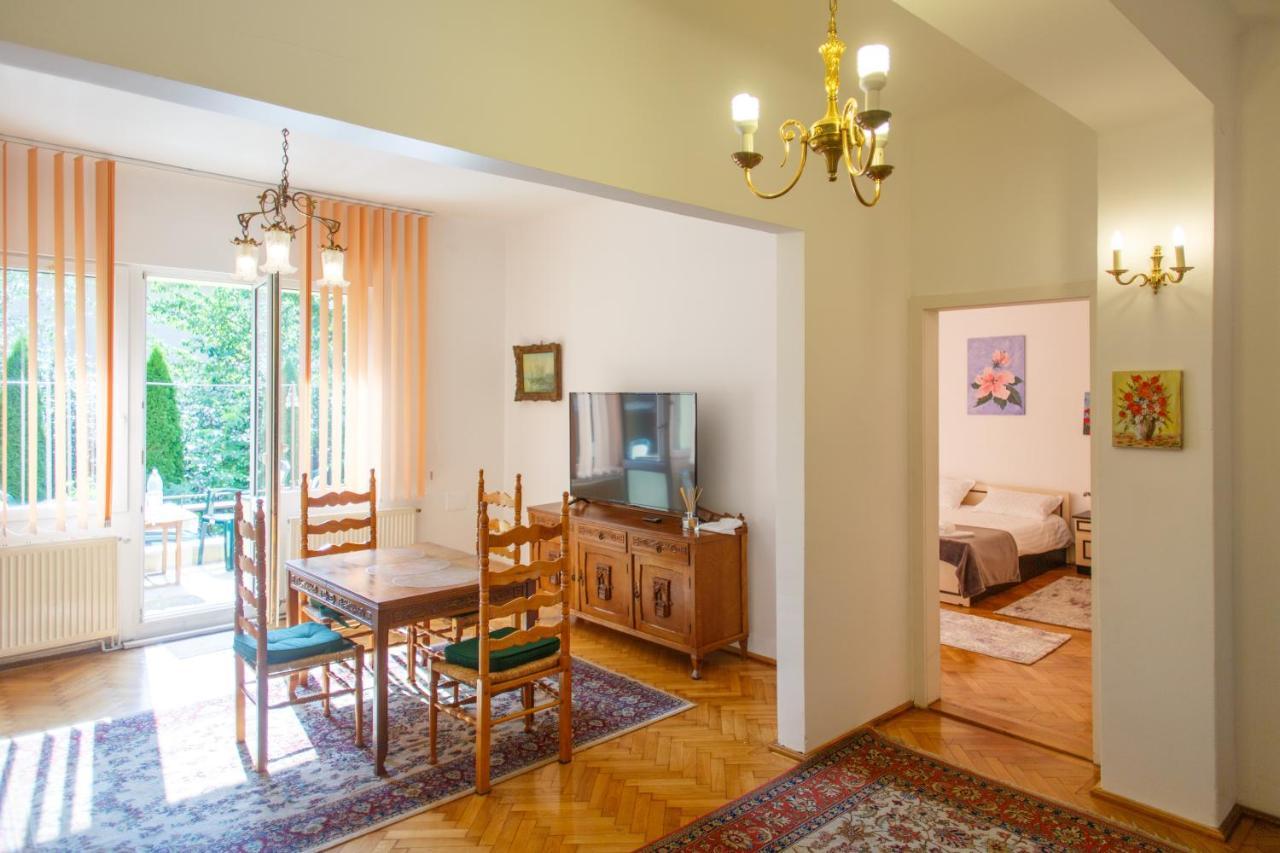 Barok Apartments Brasov Exterior photo